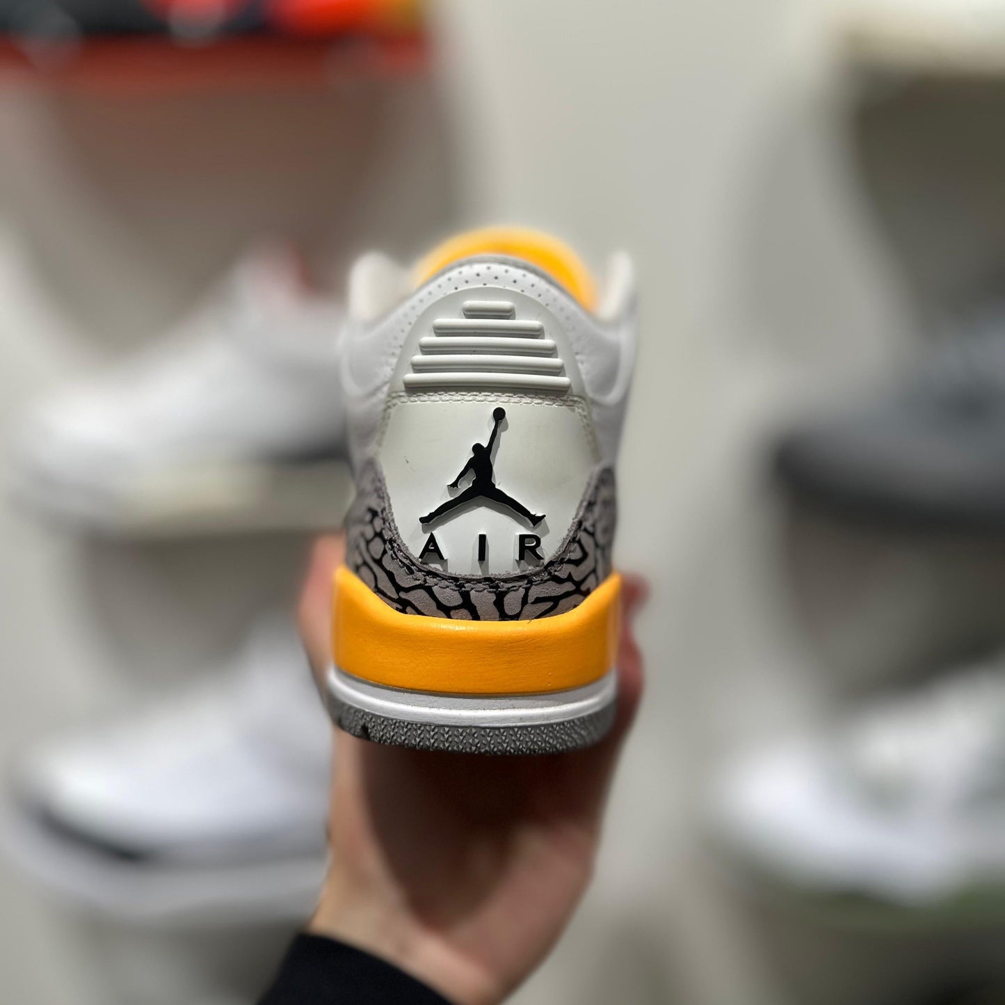 USED Nike Jordan 3 Retro Laser Orange