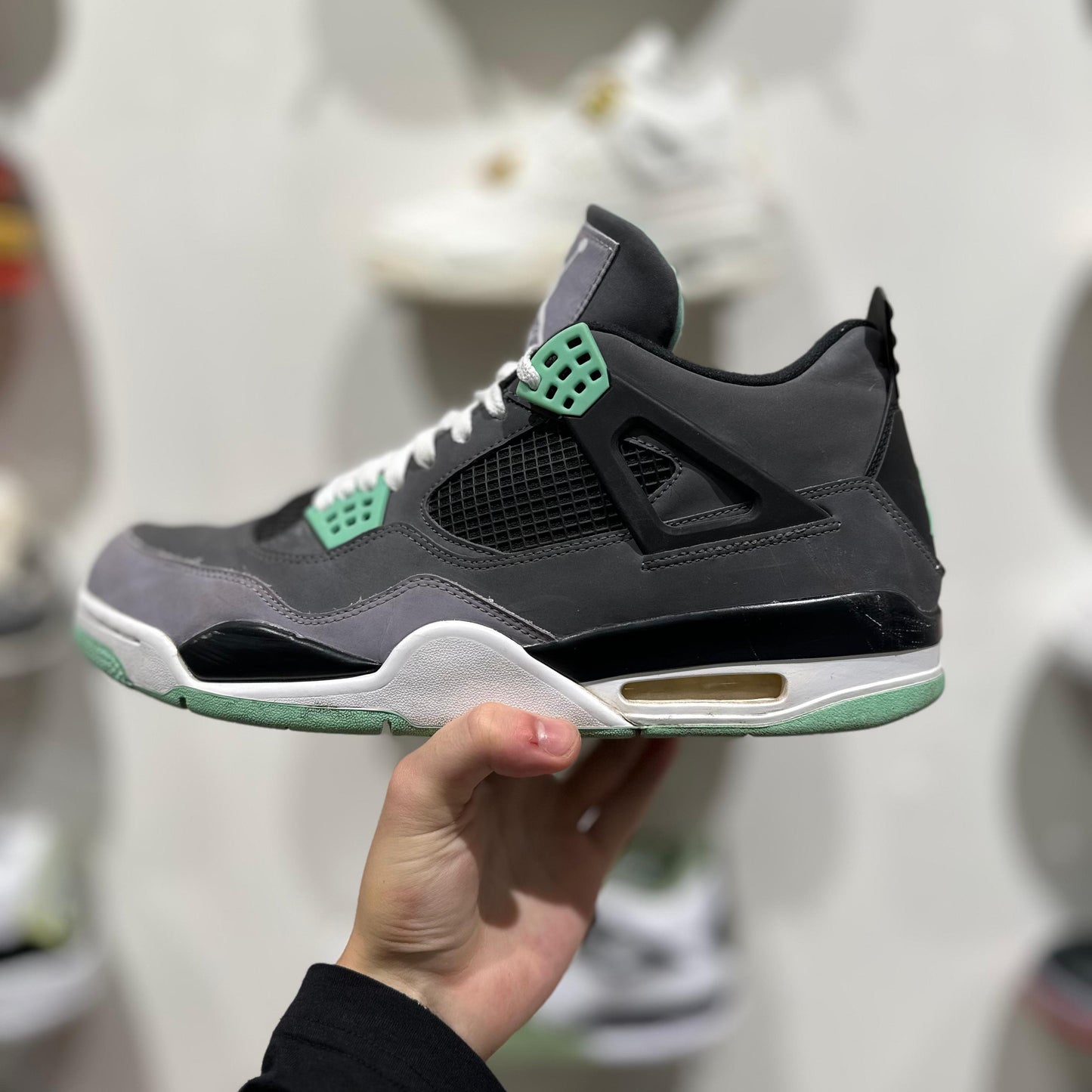 USED Nike Jordan 4 Retro Green Glow